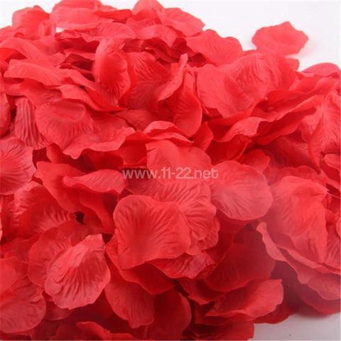 Red rose petals confetti party deco