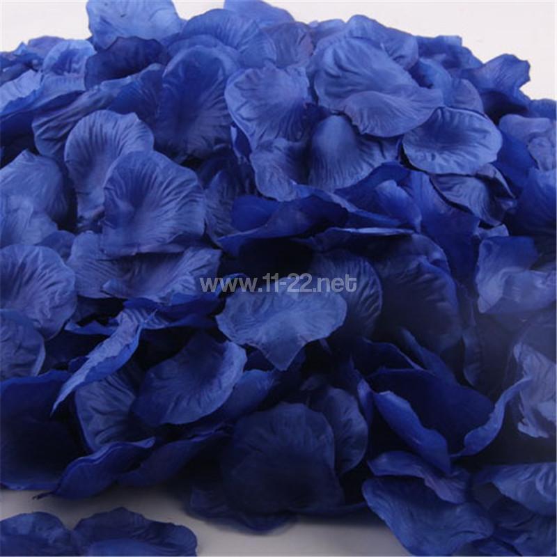 Royal blue rose petals confetti party deco